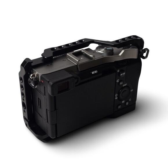 Sony a7C (Low Shutter) Camera + Smallrig Cage & More - Excellent Condition - Picture 11 of 15